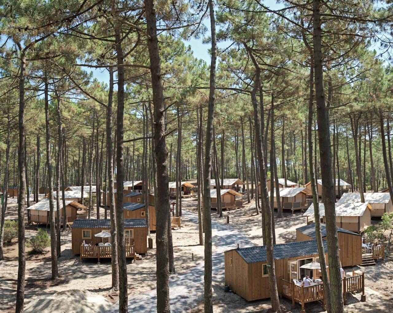 Hotel Camping de la Dune Bleue à Carcans Extérieur photo